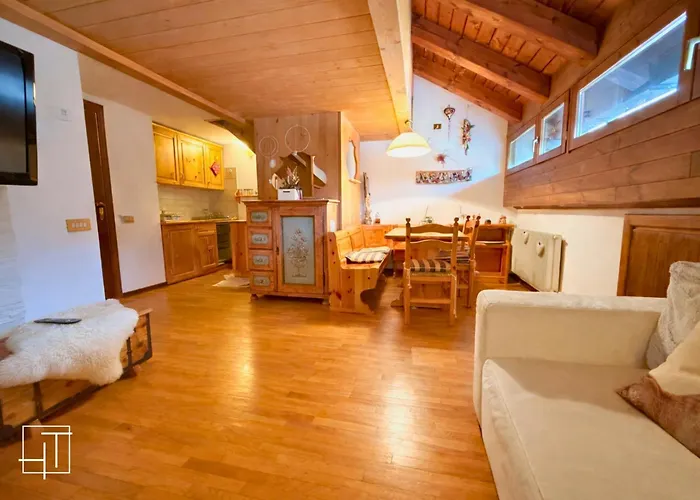 Ht - Mansarda Panoramica Nel Cuore Di San Vito アパート *