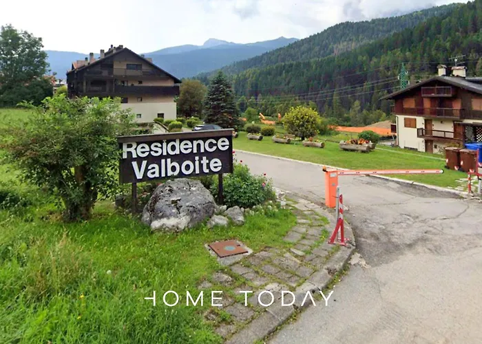 アパート Ht - Mansarda Panoramica Nel Cuore Di San Vito サン・ヴィート・ディ・カドーレ